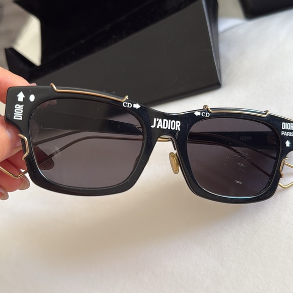 Dior sunglasses 2018 hot item - Picture 1 of 7
